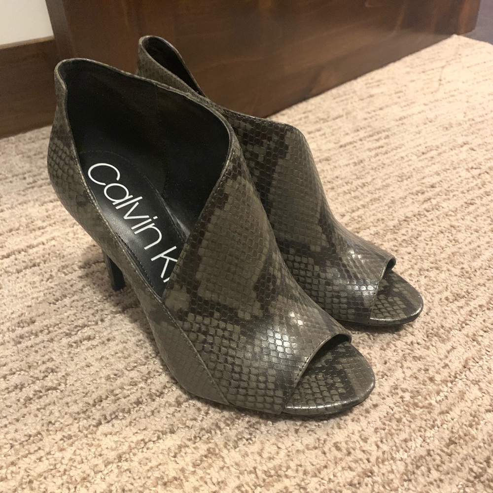 Calvin Klein Heels Size 7